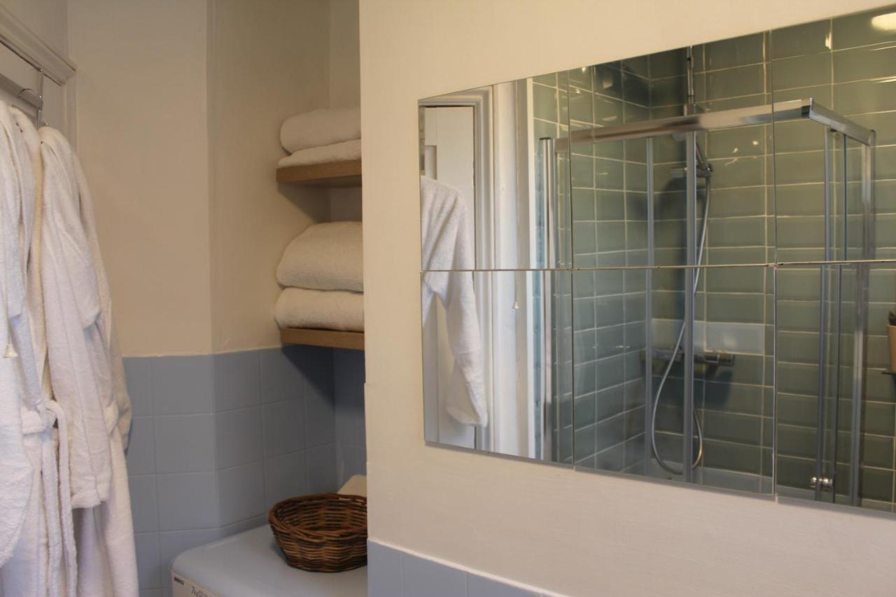 Canterbury Accommodations With Free Car Park Onsite And High Speed Wifi Exterior foto